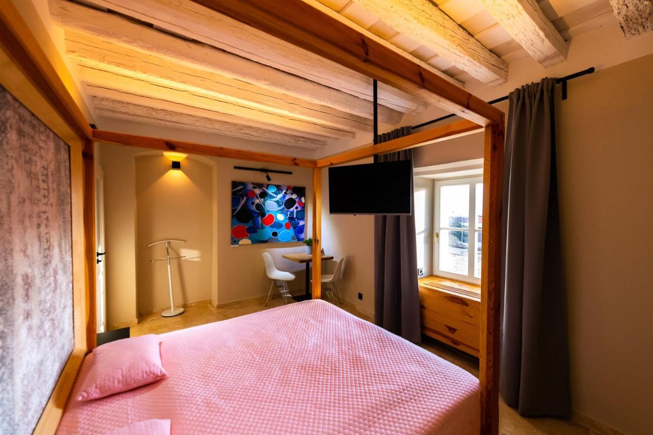 ميكولوف Hotel Desatero المظهر الخارجي الصورة